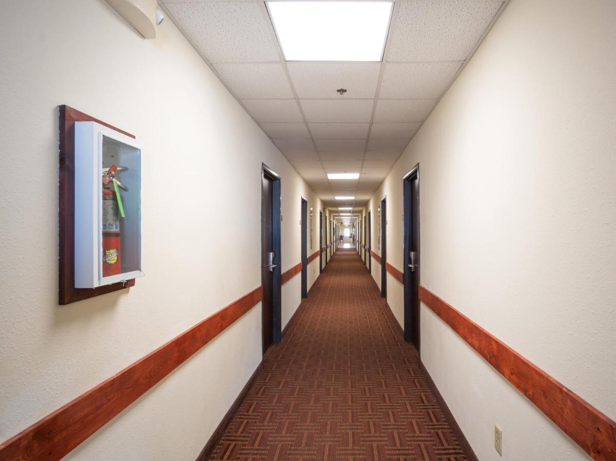 Executive Inn Alva エクステリア 写真