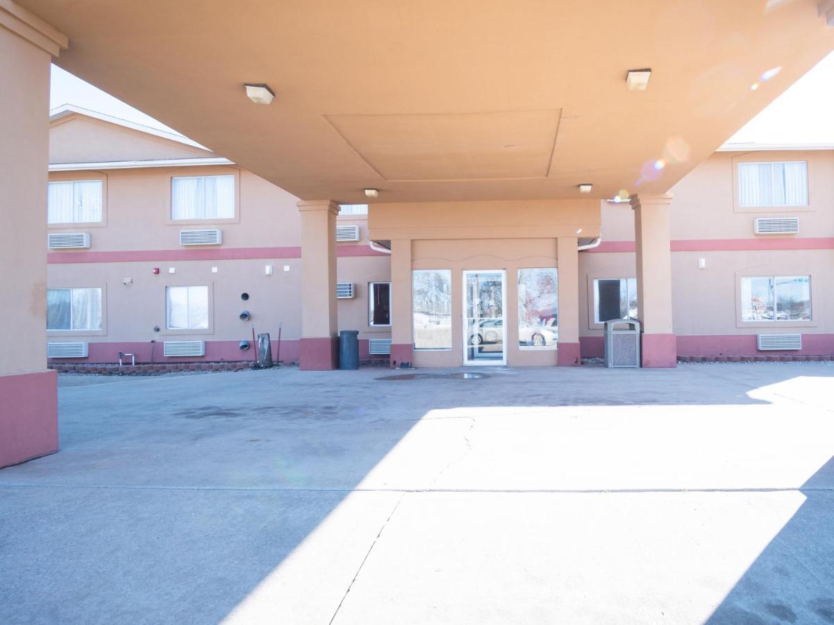 Executive Inn Alva エクステリア 写真